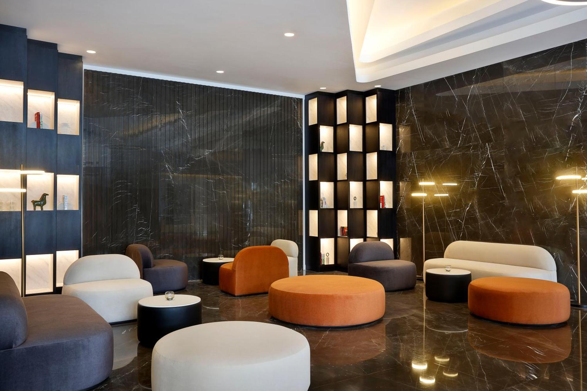 Hotel Local Dubai At Jumeirah Village Triangle Dış mekan fotoğraf