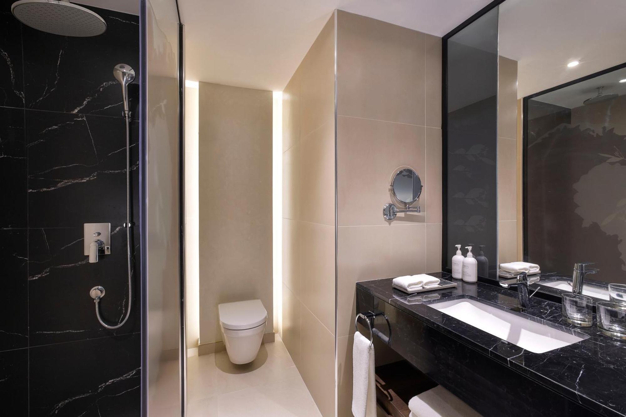 Hotel Local Dubai At Jumeirah Village Triangle Dış mekan fotoğraf